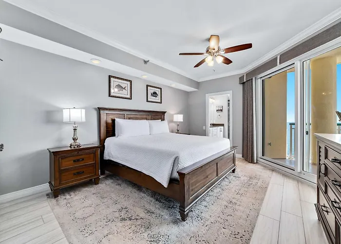 Colony Tower Unit 18c